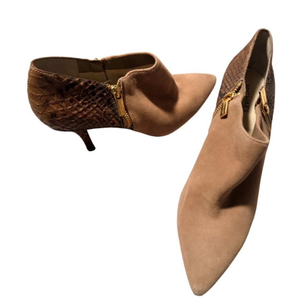 ✨ Michael Kors Suede Ankle Booties – Size 10 ✨